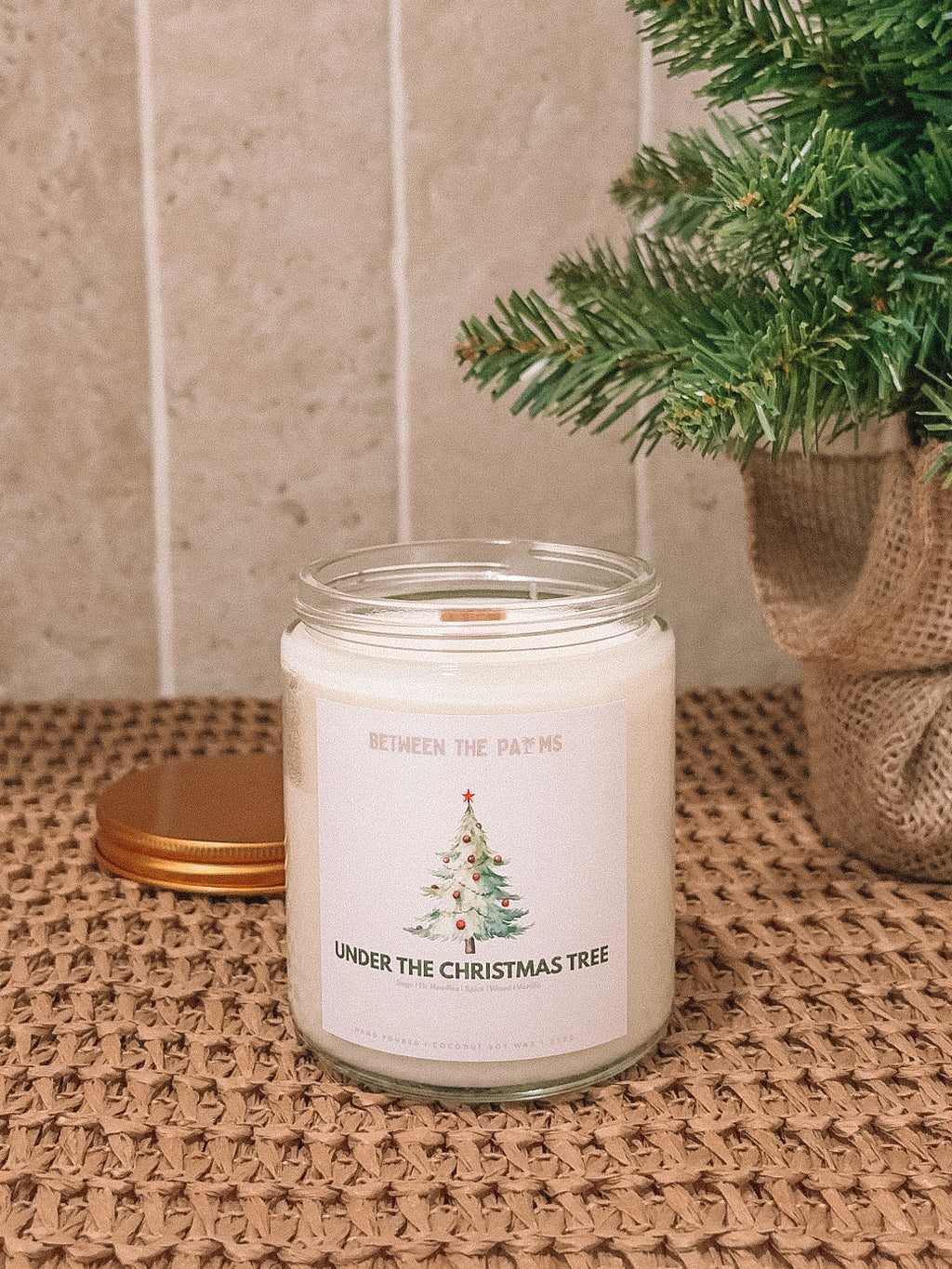 UNDER THE CHRISTMAS TREE - Limited edition Christmas Candle